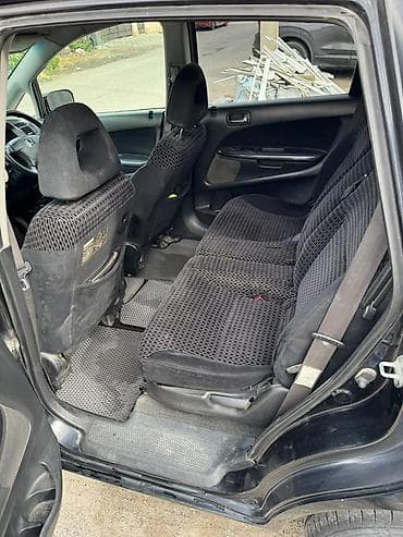 Honda Stream: 2003 г., Автомат, Универсал — 7