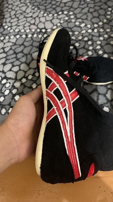 Жеке буюмдар: ASICS борцовки (wrestling shoes), высокая модель. - Цвет: черный — 2