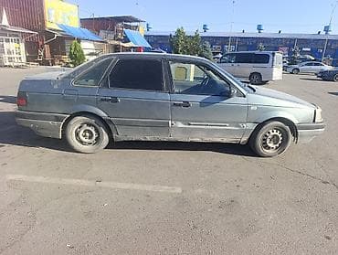 Транспорт: Volkswagen Passat: 1988 г., 1.8 л, Механика, Бензин, Седан — 4