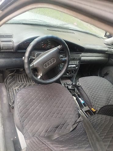 Audi: Audi 100: 1992 г., 2 л, Механика, Бензин, Седан — 10