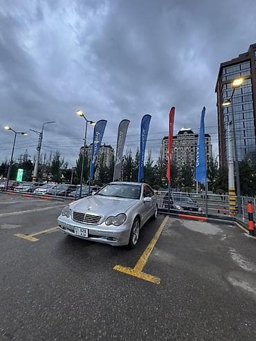 Продажа авто: Mercedes-Benz C-Class: 2001 г., 2 л, Автомат, Бензин, Седан — 4