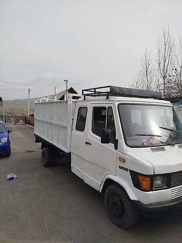 мерседес r18: Легкий грузовик, Mercedes-Benz, Дубль, Б/у — 2