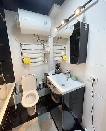 Кыймылсыз мүлк: 1 бөлмө, 33 м², 5-мкр 104-серия, 3 кабат, Евро оңдоо — 6