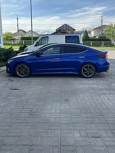 silver sport: Hyundai Avante: 2019 г., 1.6 л, Автомат, Бензин — 1