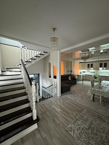 🏡 Продается современный двухэтажный дом с цокольным этажом и видом на