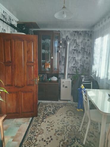 половина дома: Полдома, 52 м², 3 комнаты, Собственник — 10