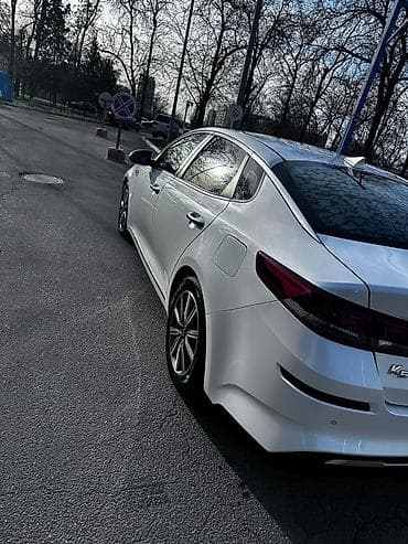 lamborghini aventador: Kia Optima: 2019 г., 2 л, Автомат, Бензин, Седан — 6