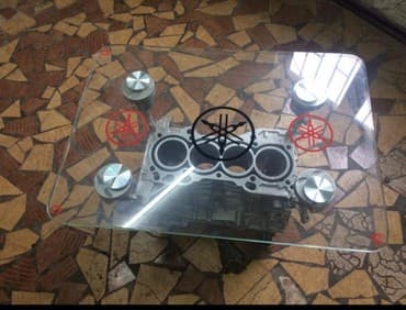 продаю столик: Стол .Цена 10000 сом — 1