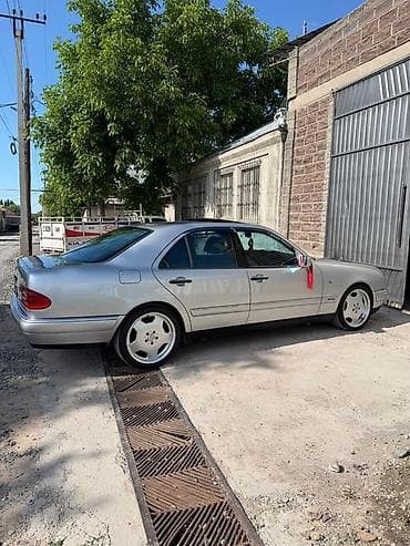 Транспорт: Mercedes-Benz E-Class: 1998 г., 3.2 л, Седан — 3