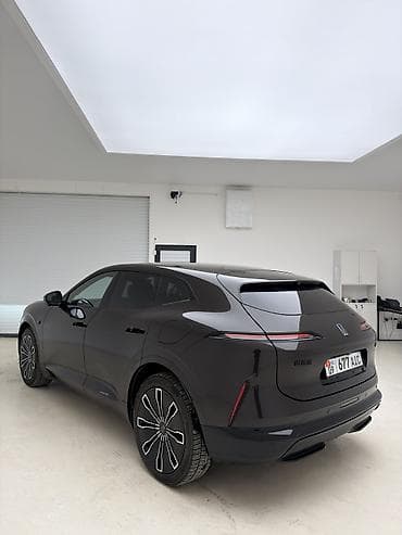 купить автономку в машину: Changan : 2025 г., 1.5 л, Автомат, Гибрид, Лифтбек — 4