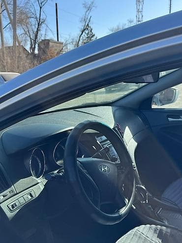 hyundai елентра: Hyundai Sonata: 2012 г., 2 л, Автомат, Седан — 1