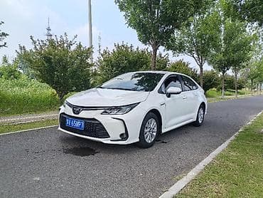 corolla: Toyota Corolla: 2021 г., 1.8 л, Автомат, Бензин, Седан — 1