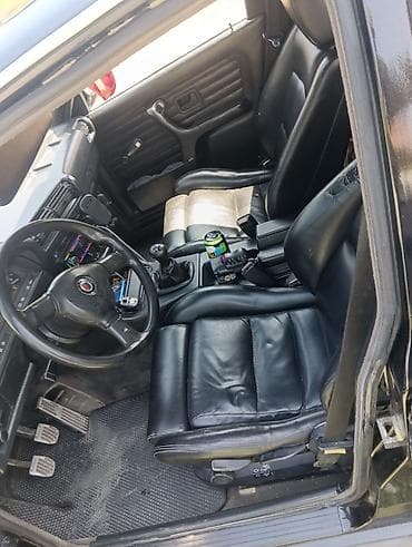 audi a4 b6: BMW 3 series: 1986 г., Седан — 8