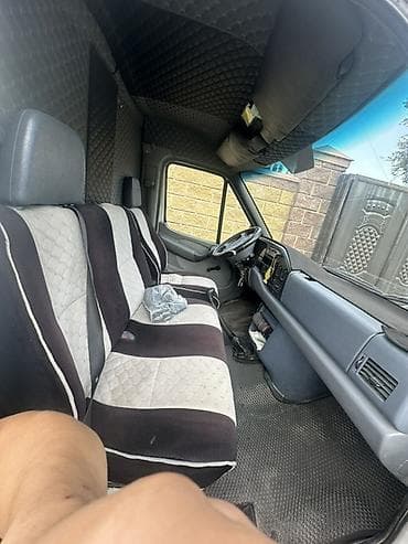 кузов в сборе: Mercedes-Benz Спринтер: 1995 г., 2.2 л, Механика, Дизель, Фургон — 2