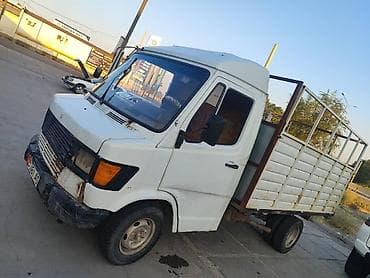 фара на адисей: Легкий грузовик, Mercedes-Benz, Стандарт, 3 т, Б/у — 2