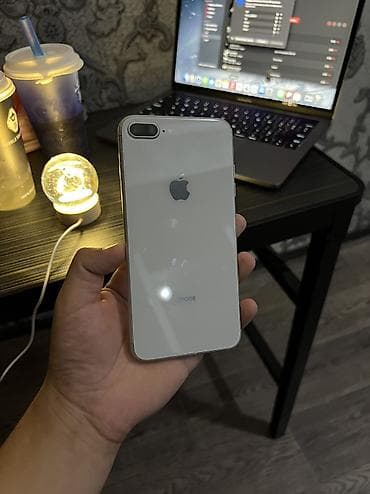 IPhone 8 Plus, Б/у, 64 ГБ, Белый, Чехол, 100 %