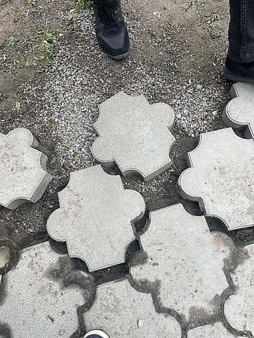 прайс лист на бетонные работы 2022: Тротуарная плитка «Четырёхлистник» (фигурная) 1 шт 25 сом Состоянии — 5