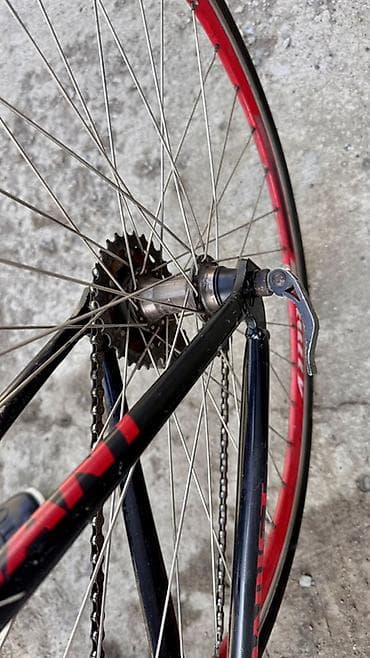 мер гигант: Шоссейный велосипед, Giant, Рама M (156 - 178 см), Б/у — 9