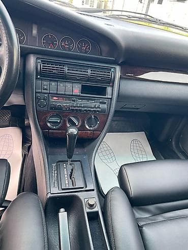 лобовые стекла ауди 80: Audi A6: 1994 г., 2.6 л, Автомат, Бензин, Седан — 8