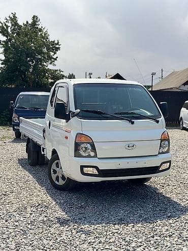 eafc 25: Легкий грузовик, Hyundai, Стандарт, 3 т, Б/у — 2