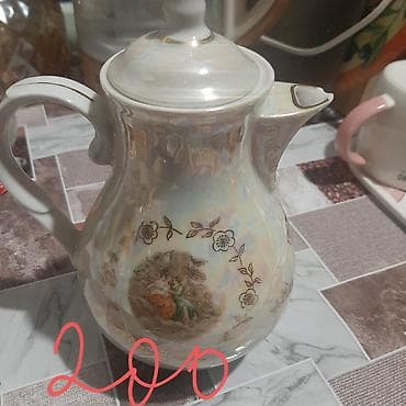 Посуда: Фарфоровая супница с крышкой и глубокими тарелками, перламутровая — 3