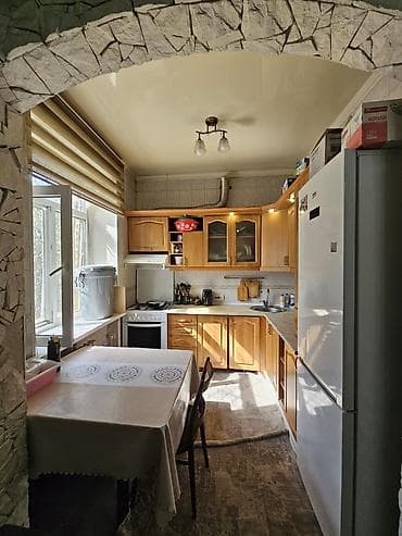 комната в оше: 3 комнаты, 71 м², Хрущевка, 3 этаж, Косметический ремонт — 3