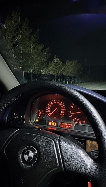 миксеры машина: BMW 5 series: 1999 г., Седан — 5