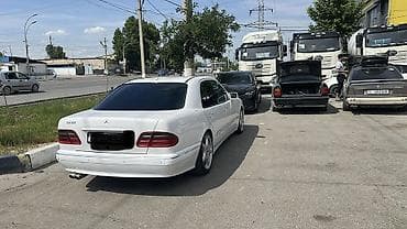 фонари: Mercedes-Benz E-Class: 2000 г., Автомат, Бензин, Седан — 2