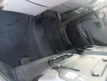 дамкрат авто: Honda Jazz: 2003 г., 1.3 л, Автомат, Бензин, Хэтчбэк — 6