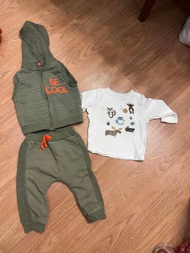 комбинезоны трансформеры для новорожденных: Продаю комбинезоны и кенгуру. размеры от 6 мес. и выше. Цены на — 2