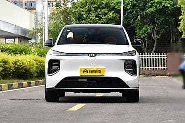 re sovio: Changan Qiyuan Q05: 2025 г., Автомат, Гибрид, Кроссовер — 3