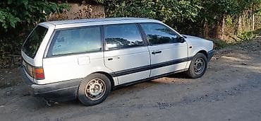 Volkswagen Passat Variant: 1991 г., 1.8 л, Универсал — 3
