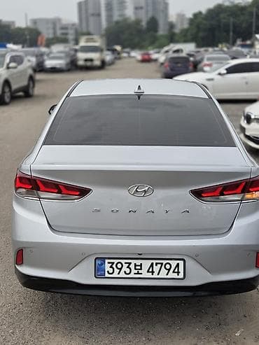 Hyundai Sonata: 2021 г., 2 л, Автомат, Газ, Седан at lalafo.kg Hyundai Sonata: 2021 г., 2 л, Автомат, Газ, Седан