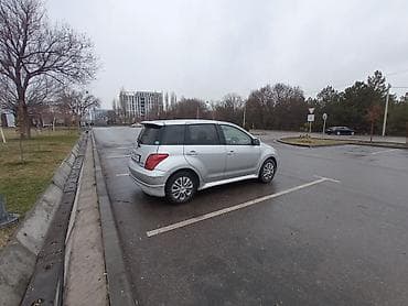 bmw 2002: Toyota Ist: 2002 г., 1.5 л, Автомат, Бензин, Хэтчбэк — 2