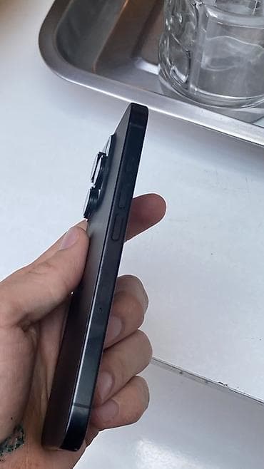 iphone 8x: IPhone 16 Pro, Б/у, 256 ГБ, Black Titanium, 90 % — 6