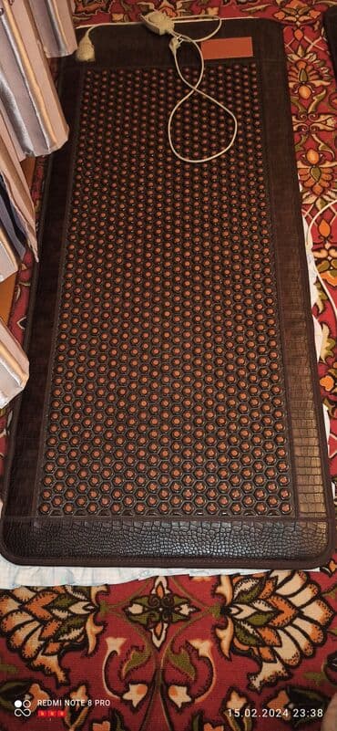 коврик для стола: Турмалиновый матрас корейский оригинал новый. пользовались 2 раза — 1