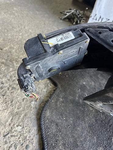 ansar group: Датчик системы защиты пешеходов KIA Carnival YP D4HB 2017 перед. (б/у) — 2