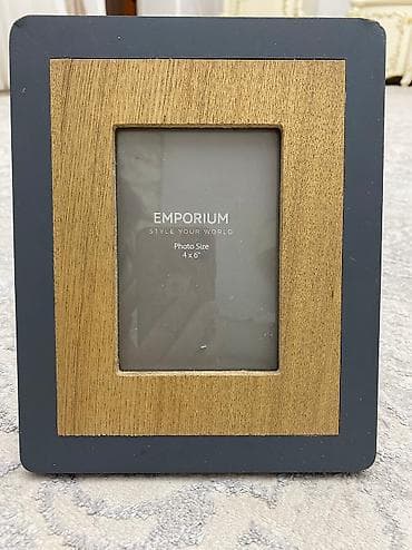 Шторы и жалюзи: Продаю рамки для фото б/у . Размеры 4•6 и 13•18. Цена 200 и 100 сом — 1