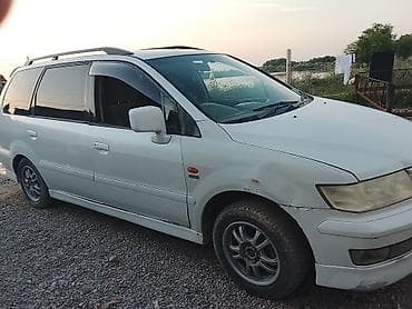 tayota progres: Mitsubishi Grandis: 1998 г., 2.4 л, Автомат, Бензин, Минивэн — 2
