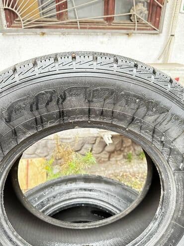 шины зимние новые: Шины 265 / 65 / R 17, Зима, Б/у, Комплект, Внедорожные (АТ/МТ), Корея — 1
