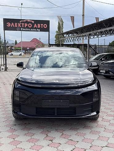 Продажа авто: Lixiang L6: 2024 г., Гибрид, Кроссовер — 1
