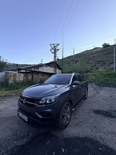 Продажа авто: Ssangyong Rexton: 2019 г., Внедорожник — 4