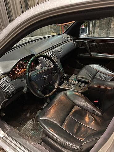 головка мерседес: Mercedes-Benz E-Class: 1997 г., 3.2 л, Автомат, Седан — 7