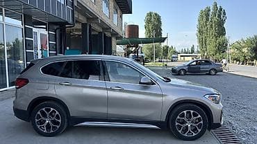 audi а7: BMW X1: 2021 г., 2 л, Автомат, Бензин, Кроссовер — 3