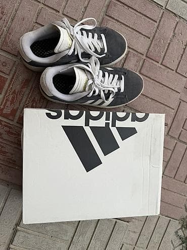 ecco 42: Кроссовки adidas (оригинальная коробка в комплекте) - Модель — 2