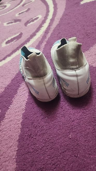 обувь уги: Футбольные бутсы Nike Predator без шнурков Размер 37 б/у — 2