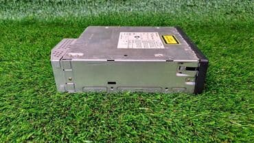 n62: Cd чейнджер BMW 6 E63 e64 Двигатель - N62b44 n62 4.4 Номер детали - — 4