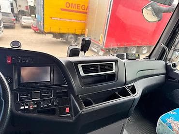 хово тчгач: Тягач, 2020 г., Без прицепа — 10