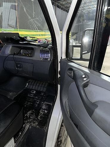 golf variant: Легкий грузовик, Mercedes-Benz, Стандарт, 3 т, Б/у — 5