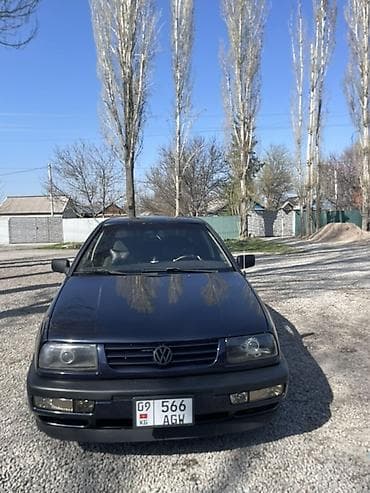 1: Volkswagen Vento: 1993 г., 1.8 л, Механика, Бензин, Седан — 5